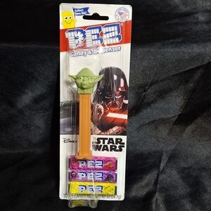 New Yoda Pez Dispenser~Star Wars~Disney~Candy
